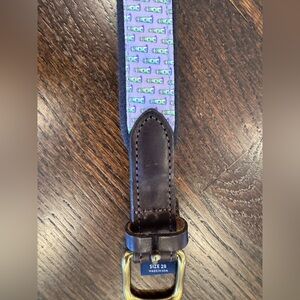 Vineyard Vines light house boys belt - size 28